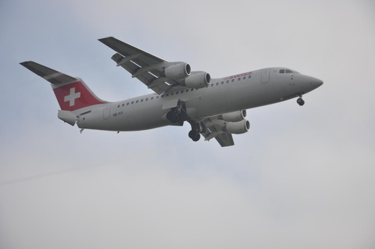 HB-IXV Avro 100 Swiss airlines