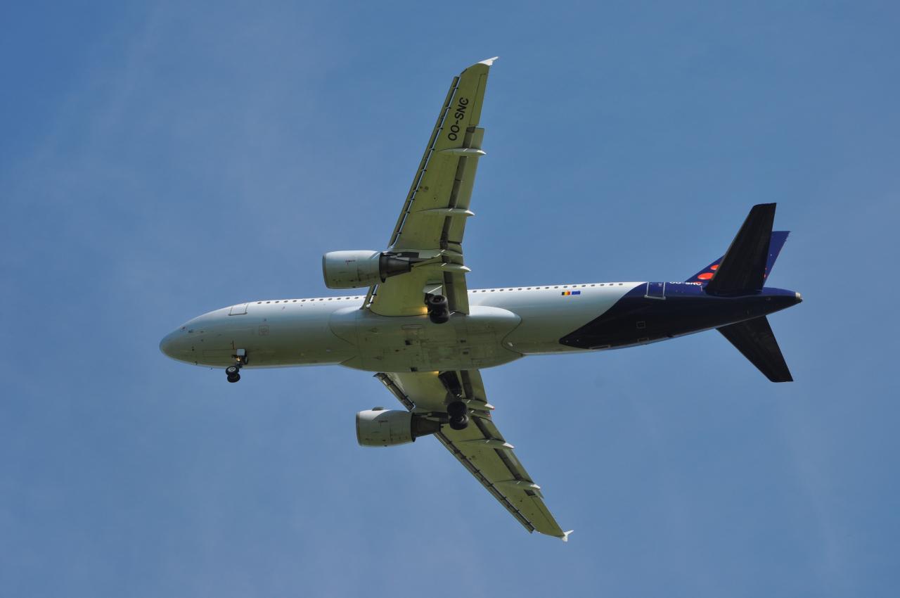 OO-SNC A320 Brussels Airlines